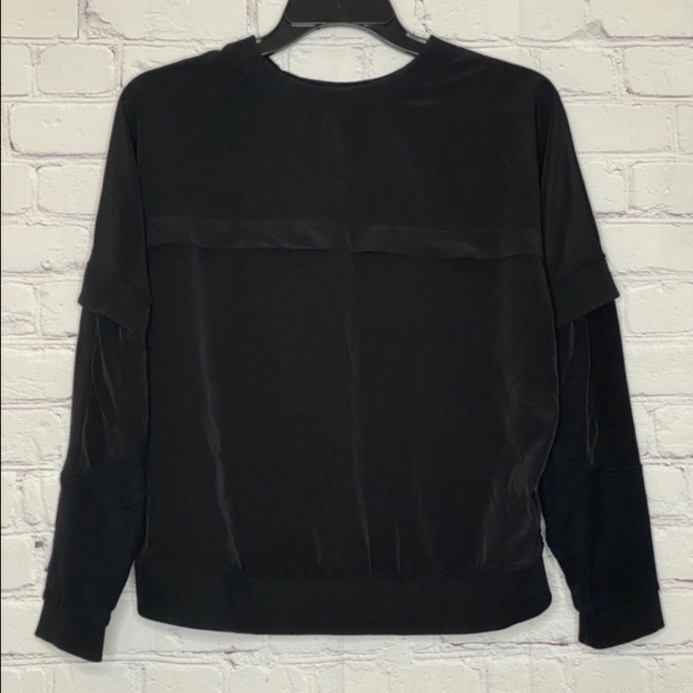 Zara black cropped long sleeve blouse